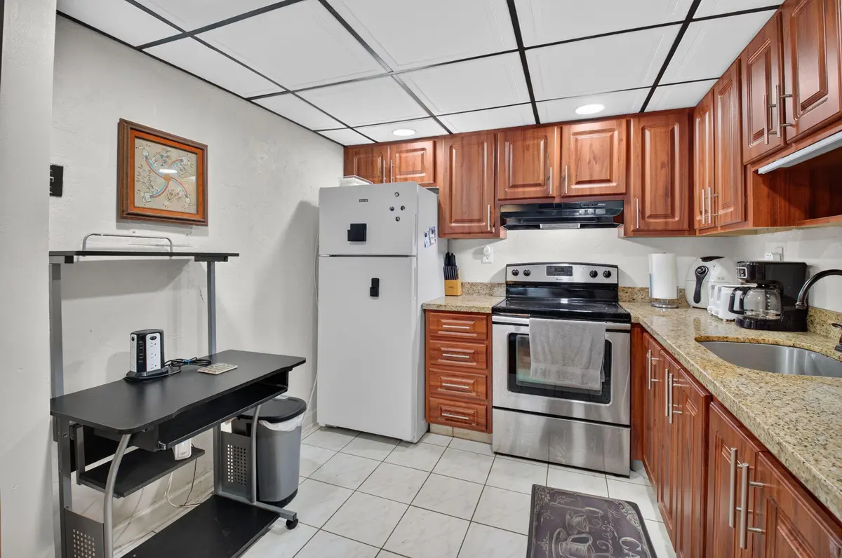 11-web-or-mls-041_1 (201) at 727 NORMANDY P Trail, Delray Beach