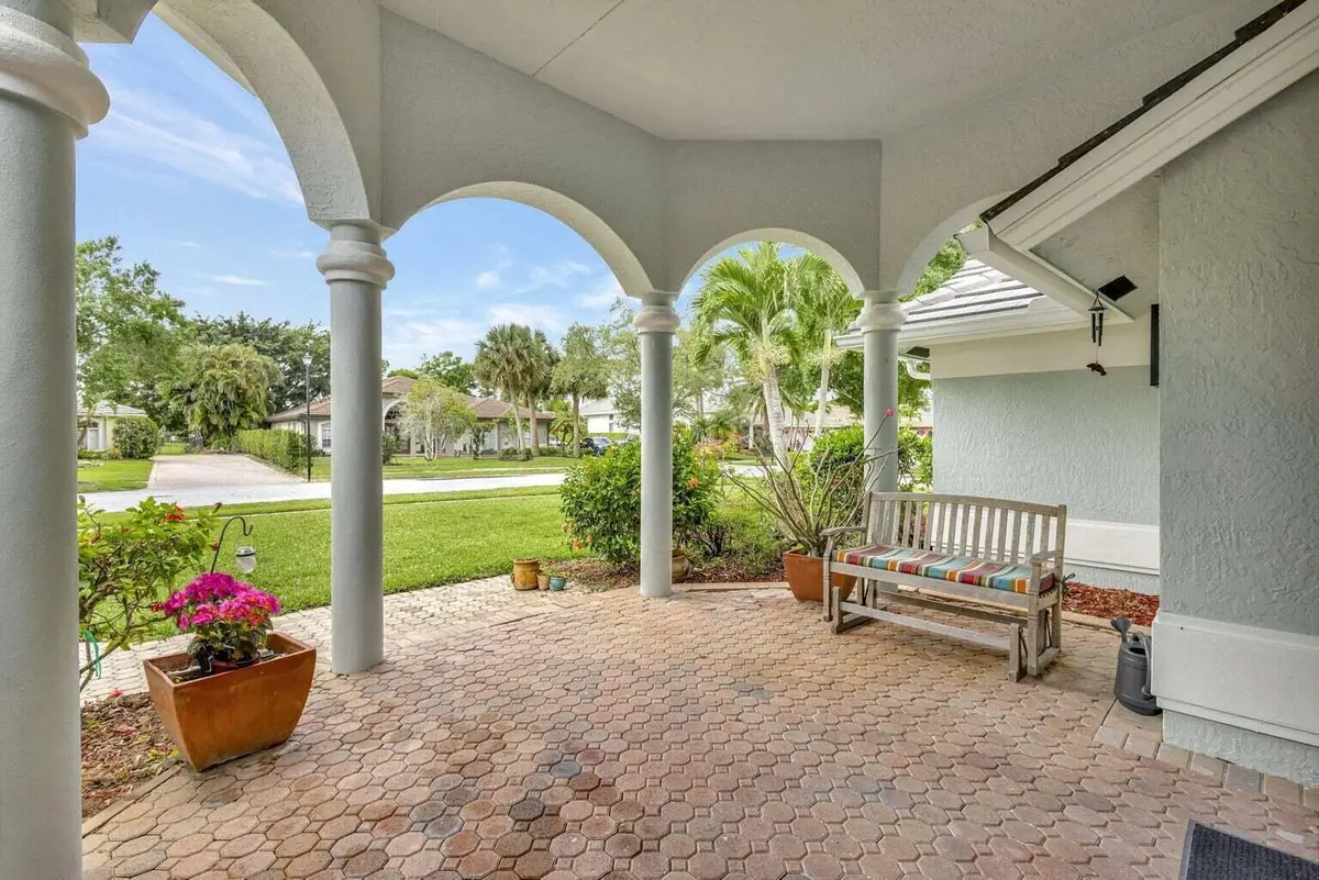 image 3 at 2703 SW GLENMOOR Way, Palm City