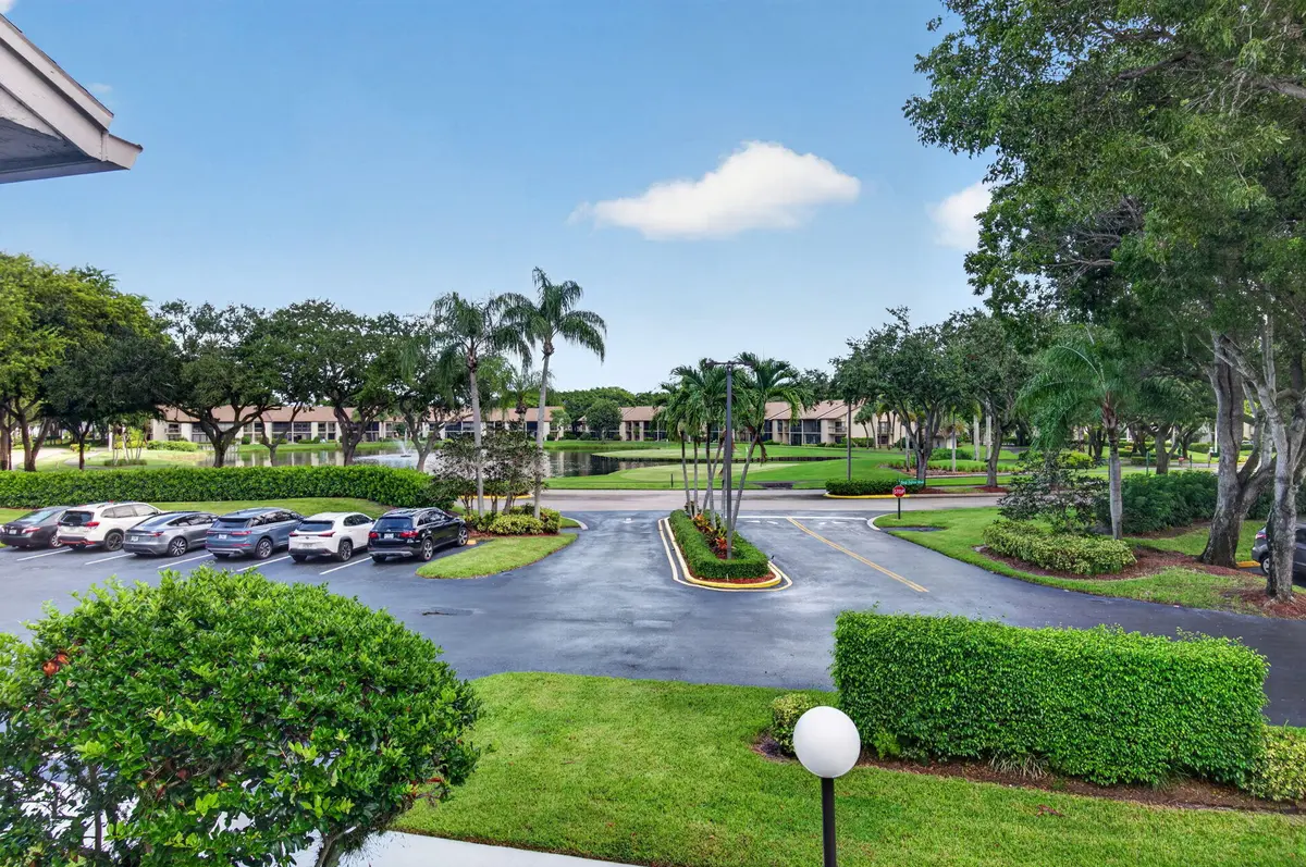 View from Front at 5086 Golfview Court 1622, Delray Beach