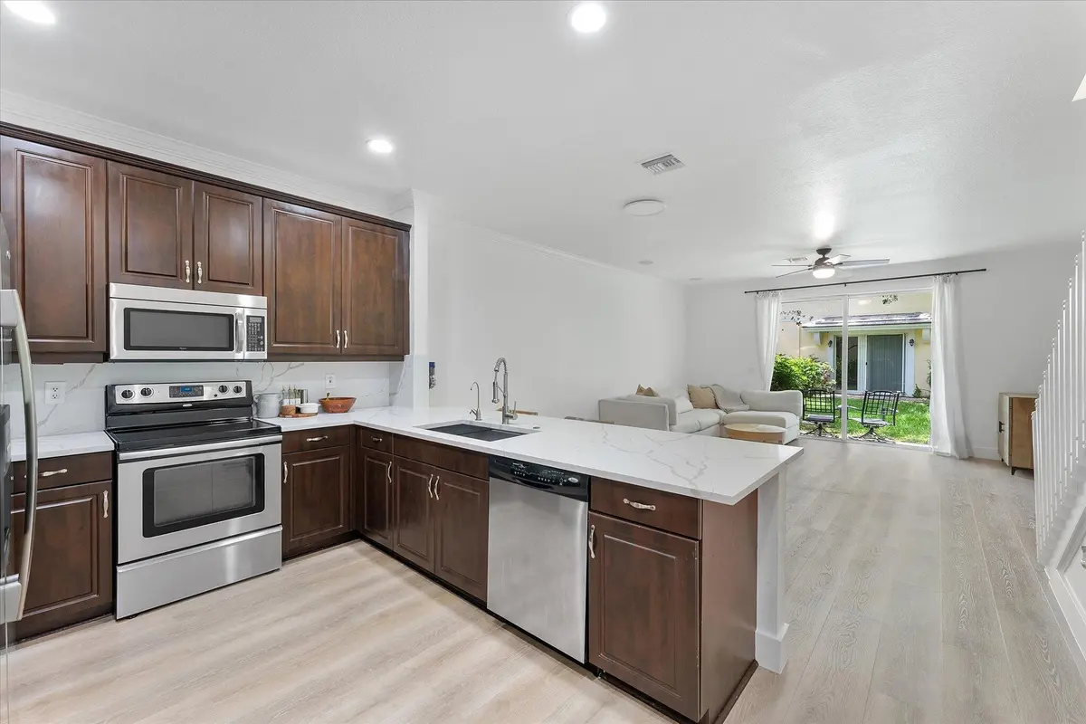12-7783 Deercreek Ct_012 at 7783 DEERCREEK Court, Davie