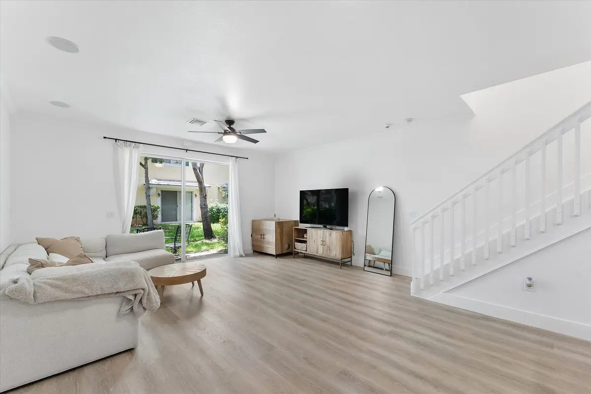 15-7783 Deercreek Ct_015 at 7783 DEERCREEK Court, Davie