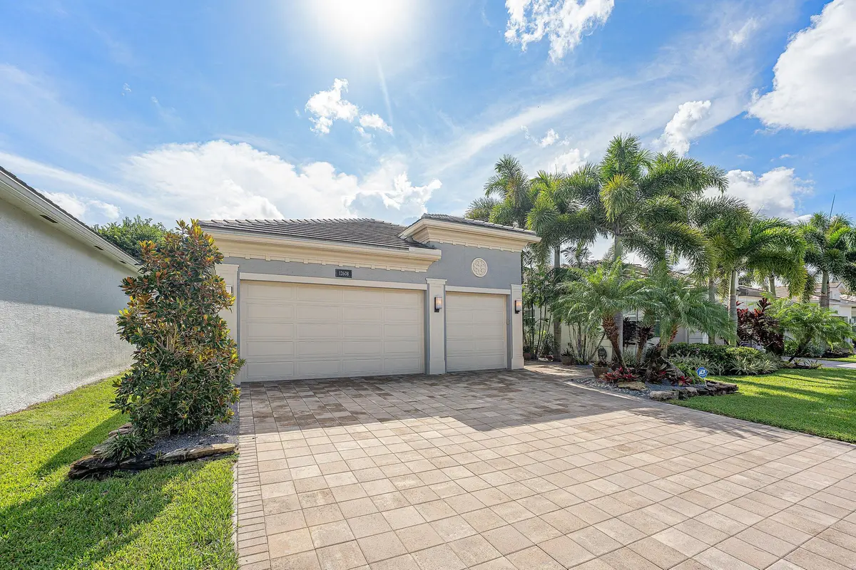 jh at 12608 CRESTED BUTTE Avenue, Boynton Beach