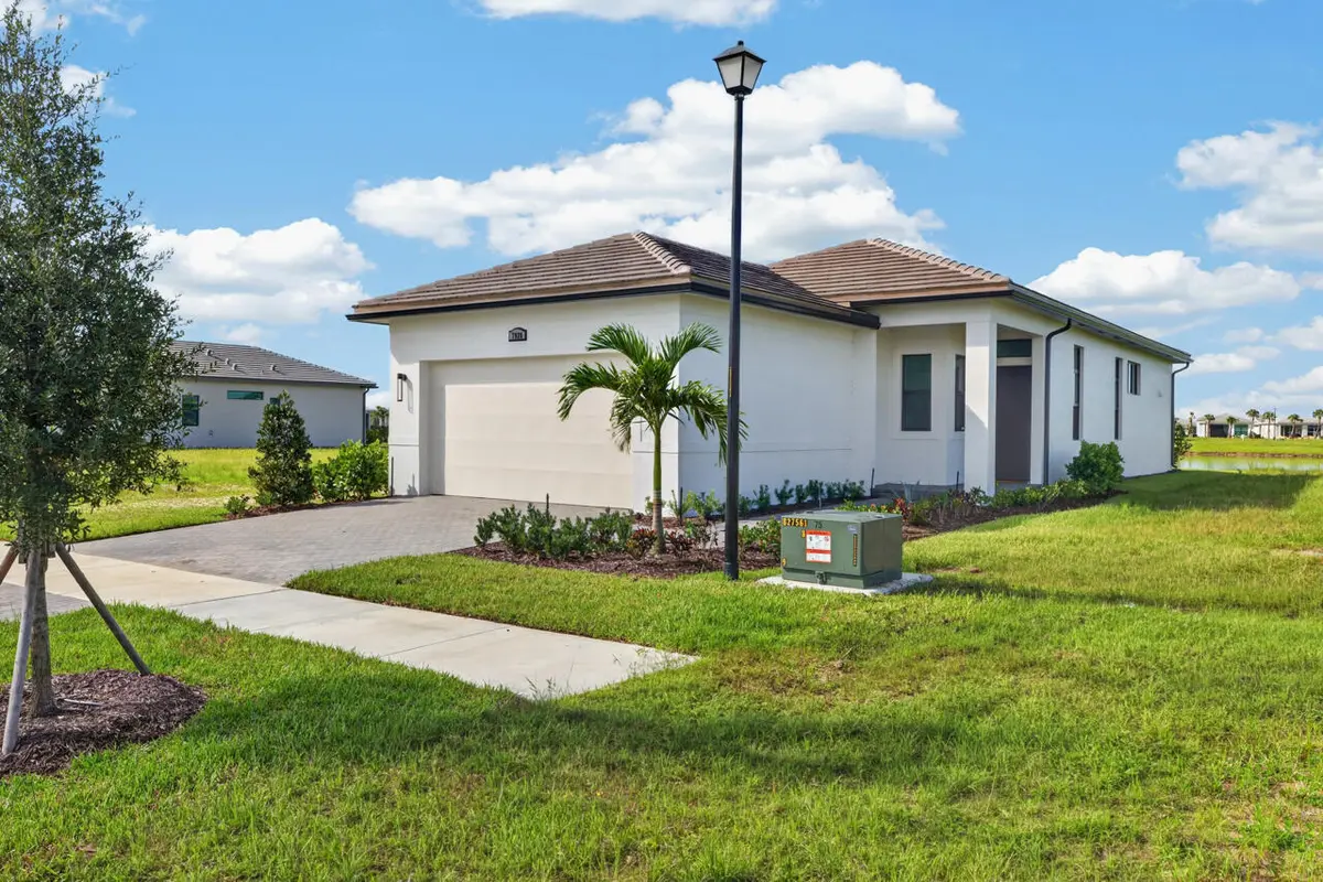 7920 SW Andrea Way-003 at 7920 SW ANDREA Way, Port St. Lucie