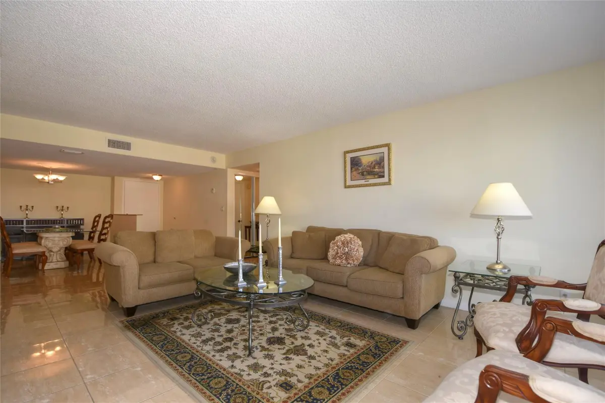 Photo 3 at 5100 N OCEAN Boulevard 1004, Lauderdale-By-The-Sea