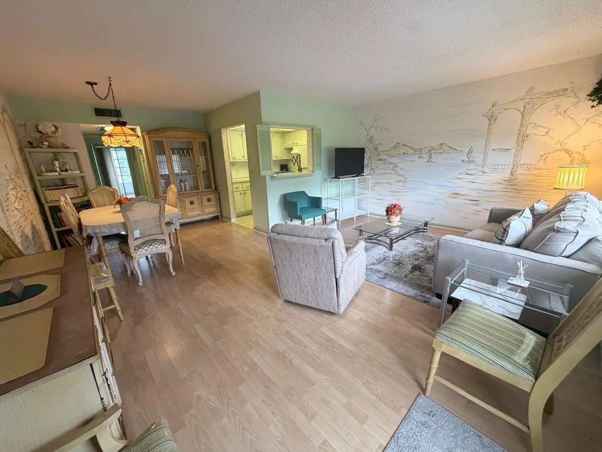 86a60a68-8743-47ed-ac1e-e7e5fa9ac5b3 at 3031 Ashby D, Deerfield Beach