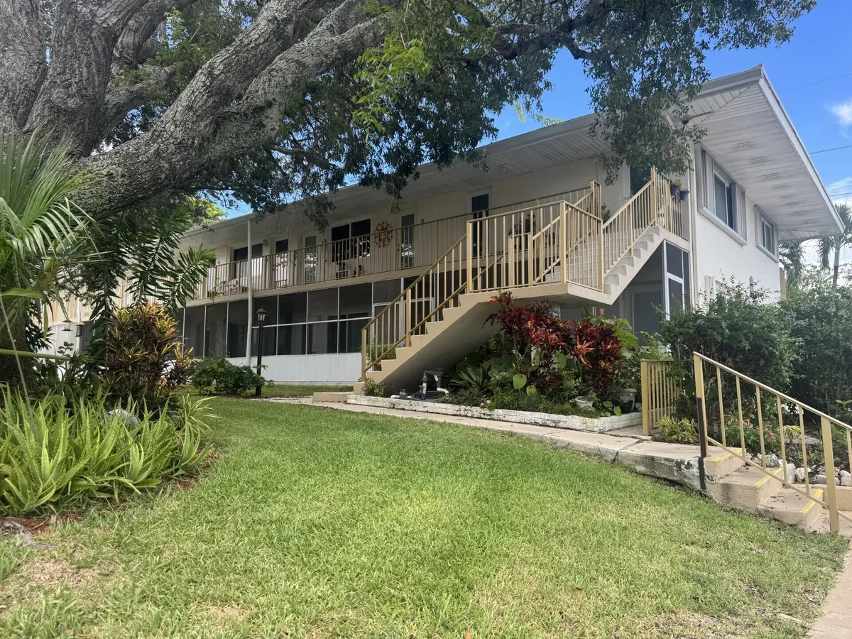 Marantha at 11 SW 4TH Avenue 1, Boca Raton