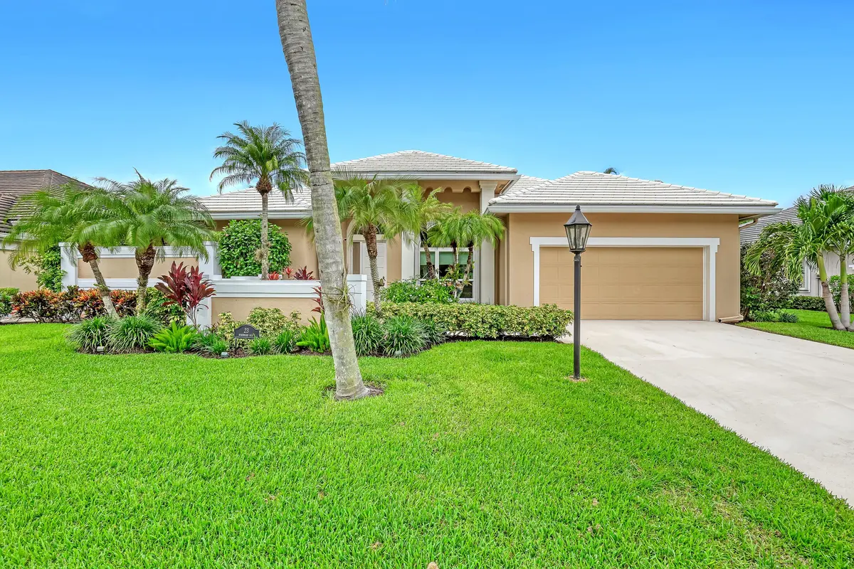 Front of House at 23 Windward Isle, Palm Beach Gardens