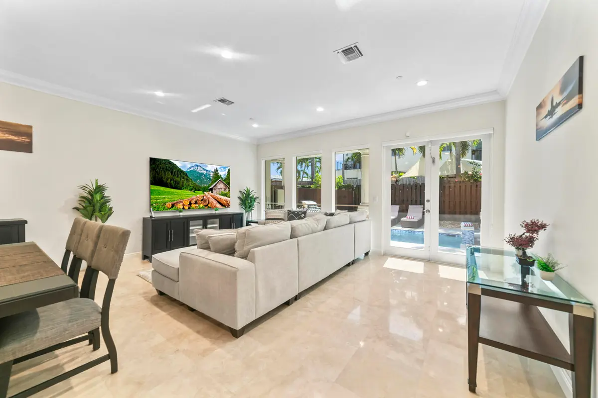 1849 NE 26TH 2, Fort Lauderdale, FL – photo 1