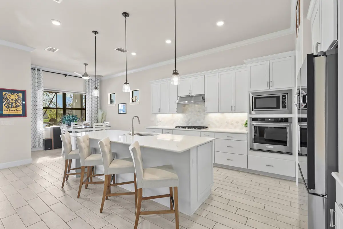 17_0o1a2063 at 786 SE COURANCES Drive, Port St. Lucie