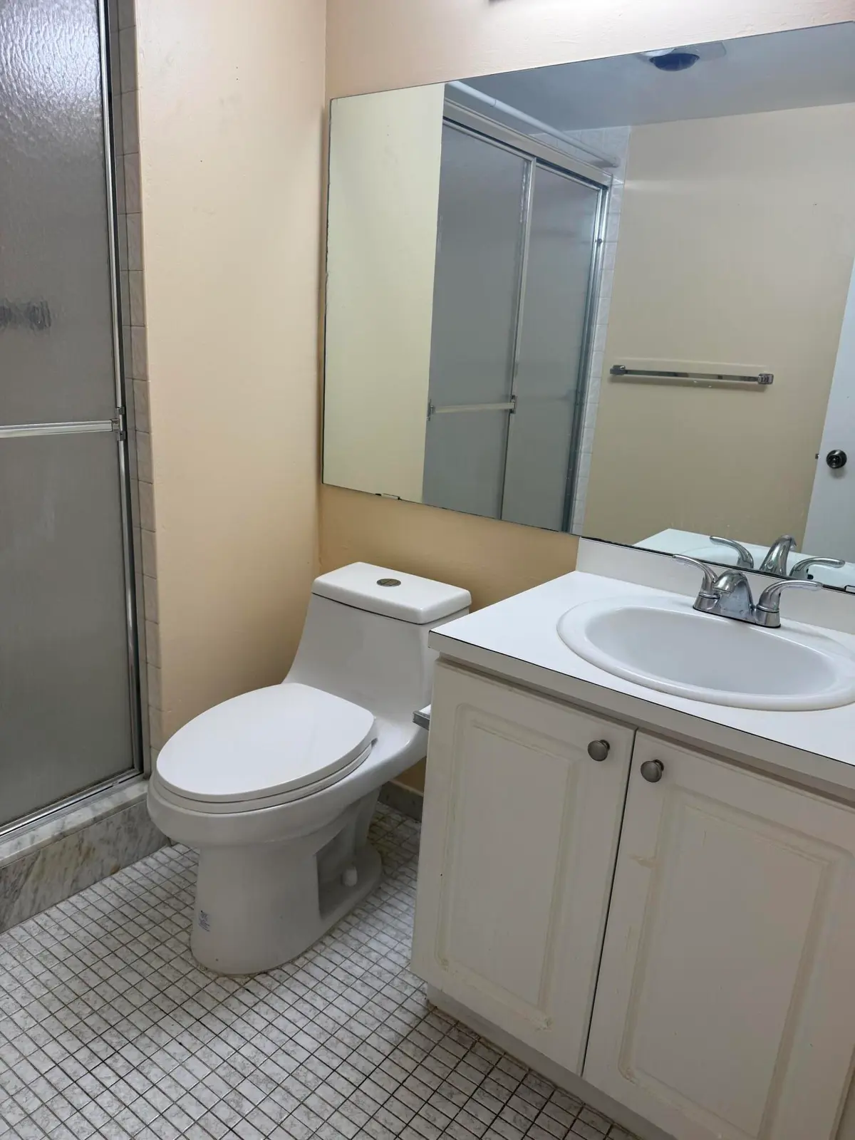 IMG_0373 at 830 S HOLLYBROOK Drive 204, Pembroke Pines