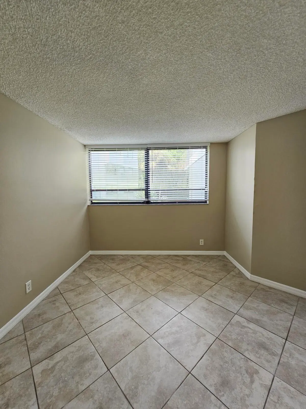 1820 N CONGRESS Avenue 104, West Palm Beach, FL – photo 8