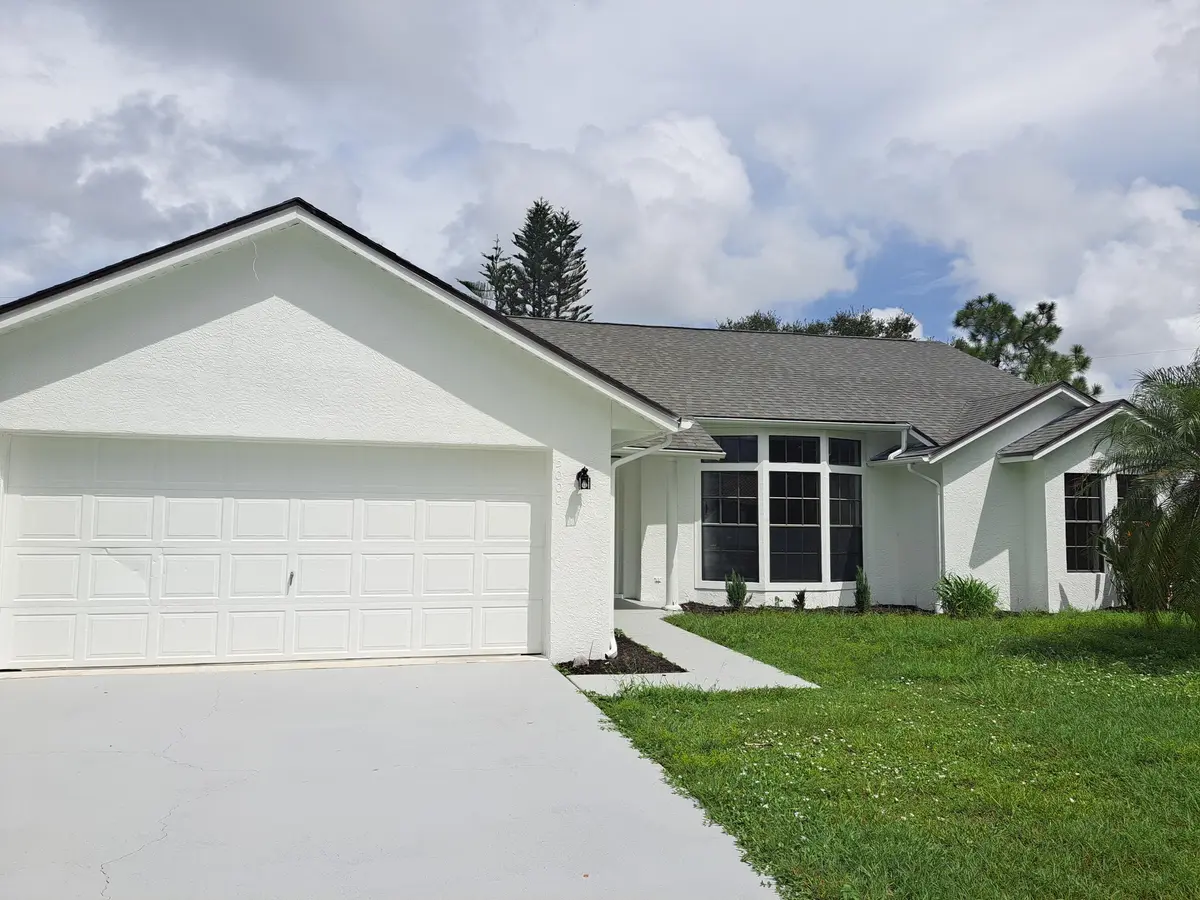 e3 at 5000 NW Erskin Terrace, Port St. Lucie