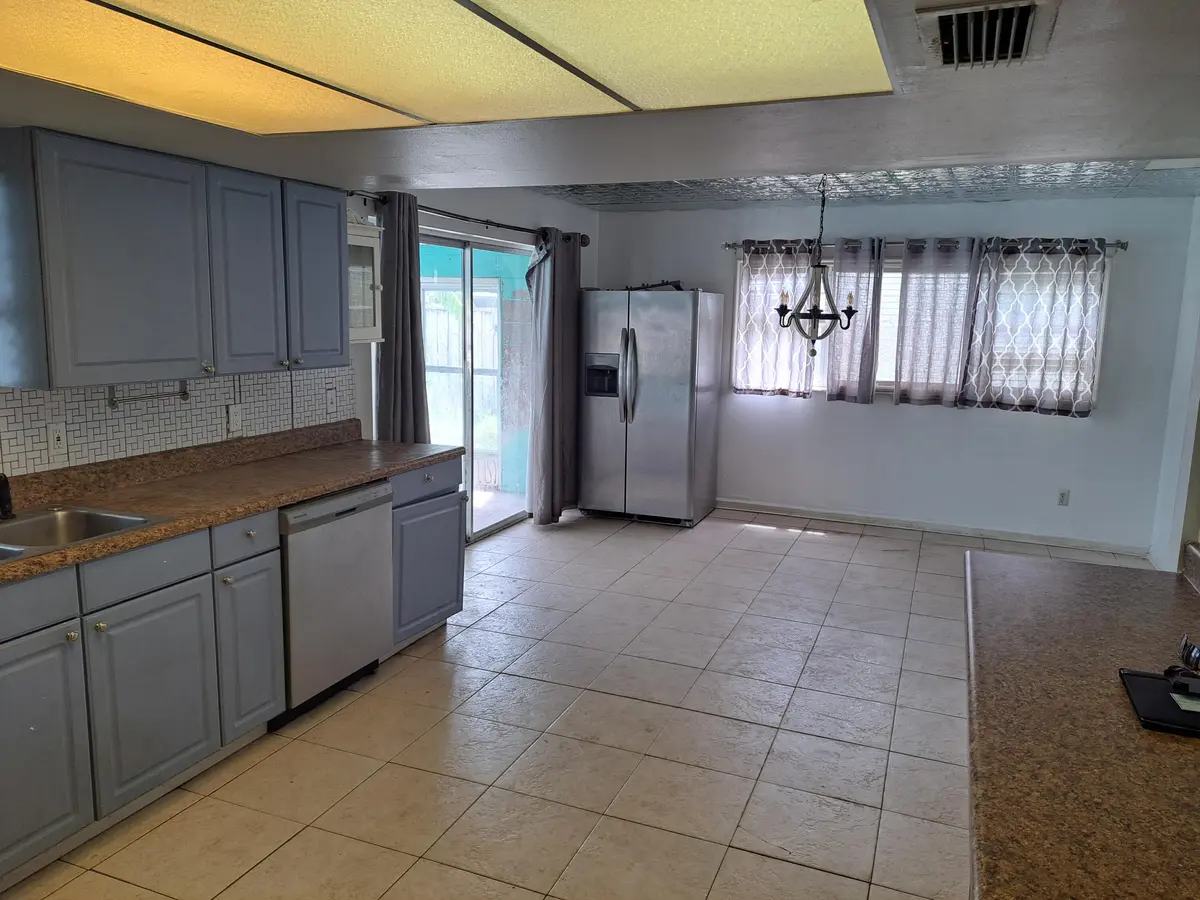 c at 115 SE Camino Street, Port St. Lucie