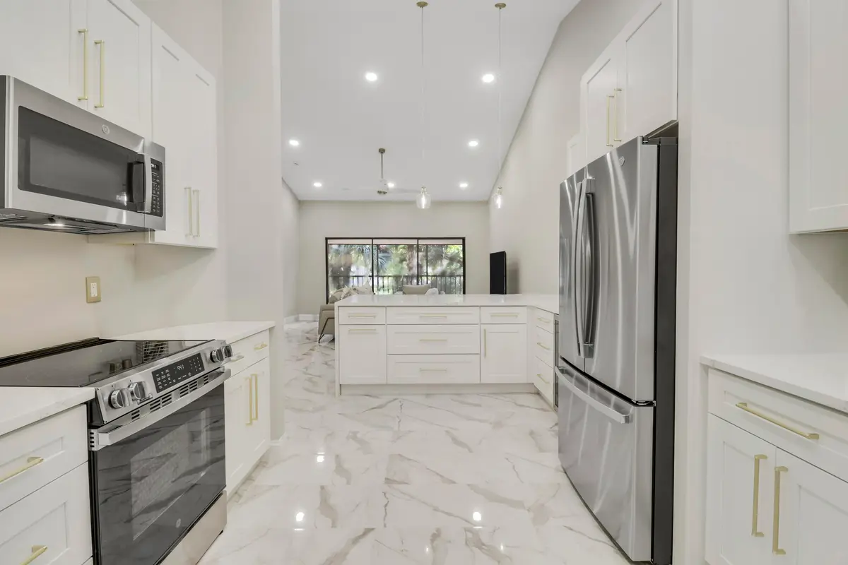 Kitchen at 1143 Duncan Circle 202, Palm Beach Gardens
