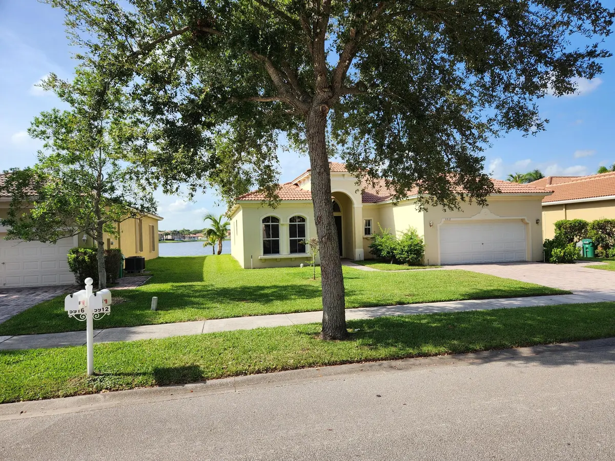 01_beyc6a95cd8f4aa63 at 5912 Spanish River Road, Fort Pierce