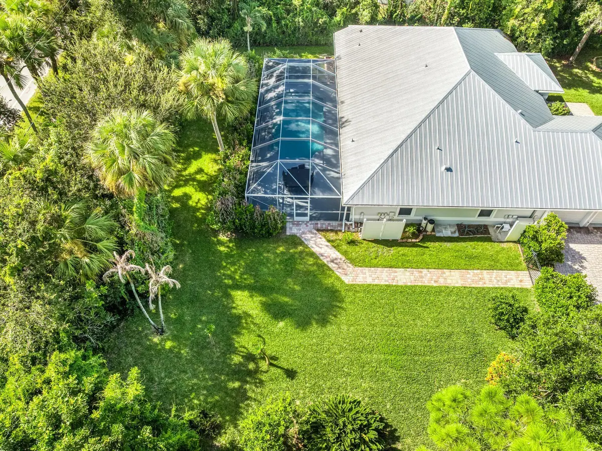 4390-2nd-SQ-SW-HigMedia-003 at 4390 2nd Square, Vero Beach