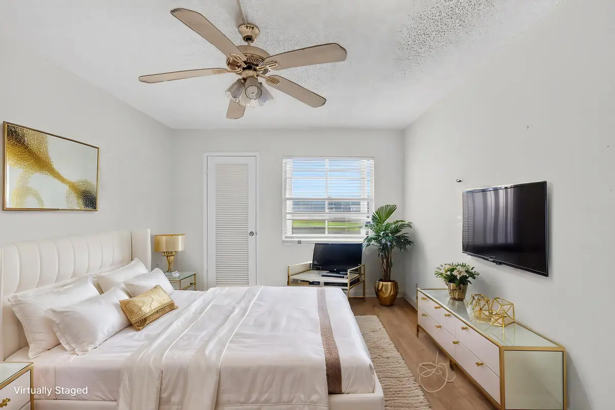 VIRTUAL STAGING BED1 5 at 4044 WOLVERTON C, Boca Raton