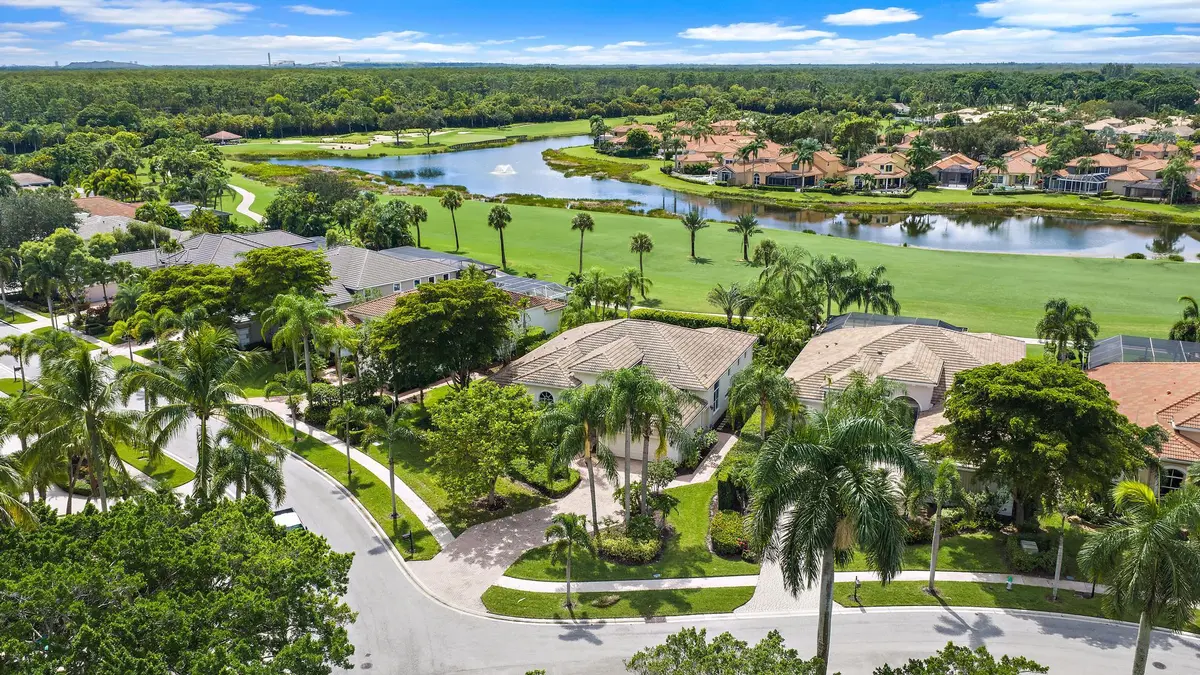 9054 Lakes Blvd. at 9054 Lakes Boulevard, West Palm Beach