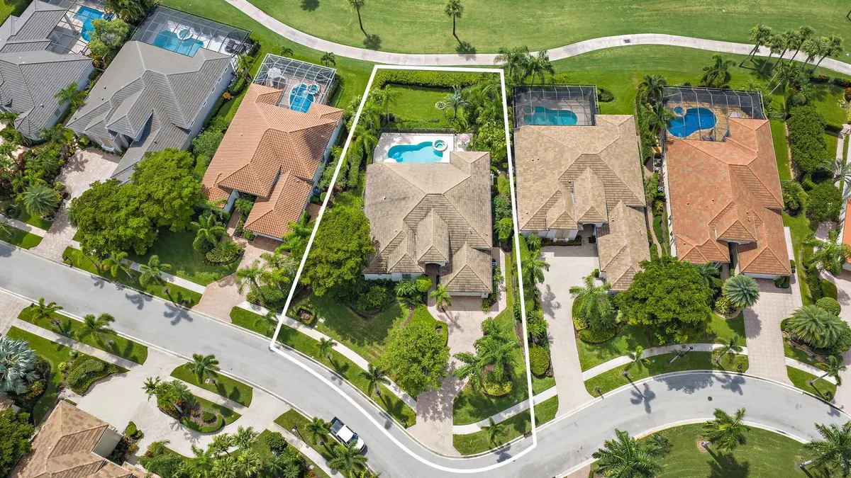 9054 Lakes Blvd. at 9054 Lakes Boulevard, West Palm Beach