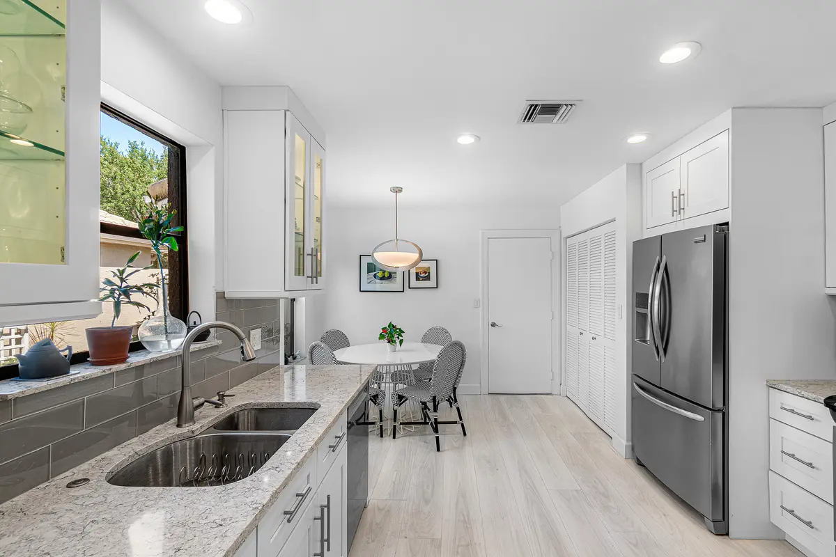 Gourmet Kitchen at 5315 Monterey Circle D, Delray Beach