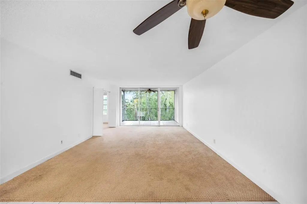 PHOTO4 at 3051 S PALM AIRE Drive 408, Pompano Beach