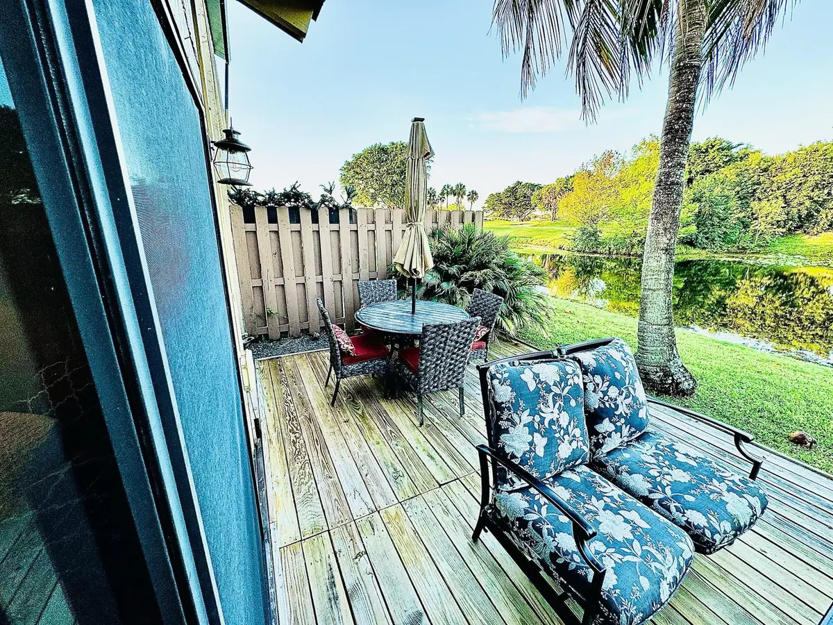 Photo 5 at 2121 SW 82ND Avenue, Davie