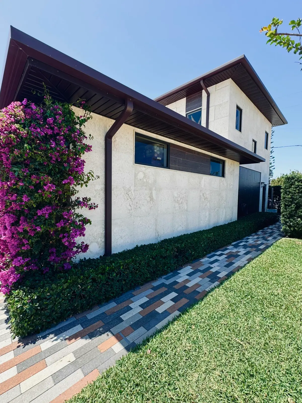 Exterior East at 301 PALMETTO Street, West Palm Beach