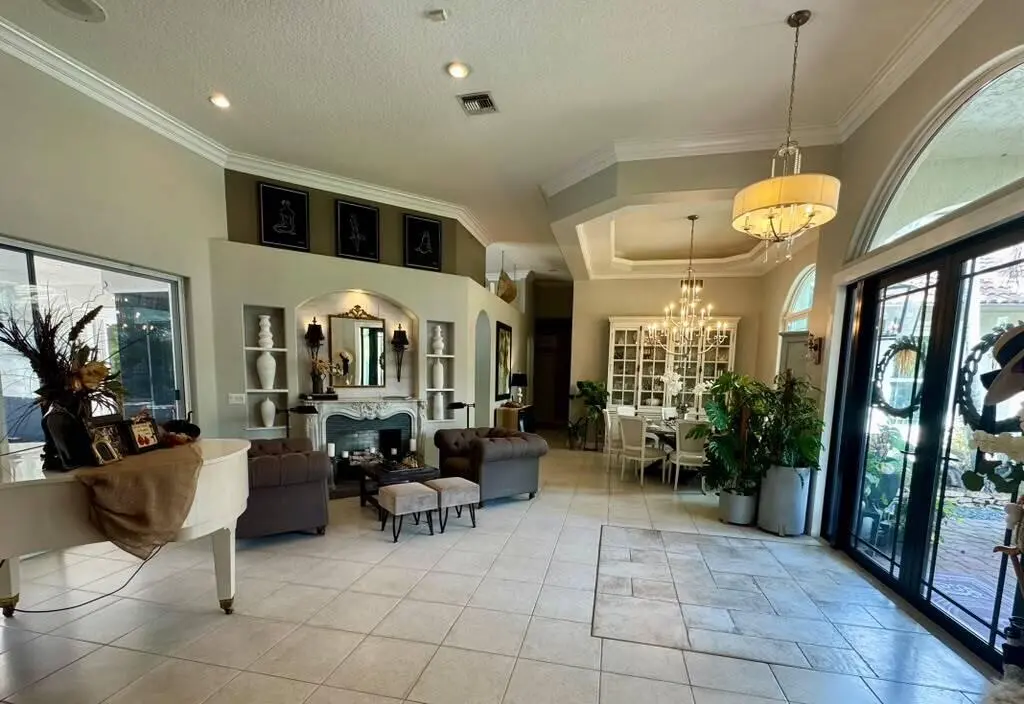 Entry view at 14636 Stirrup Lane, Wellington