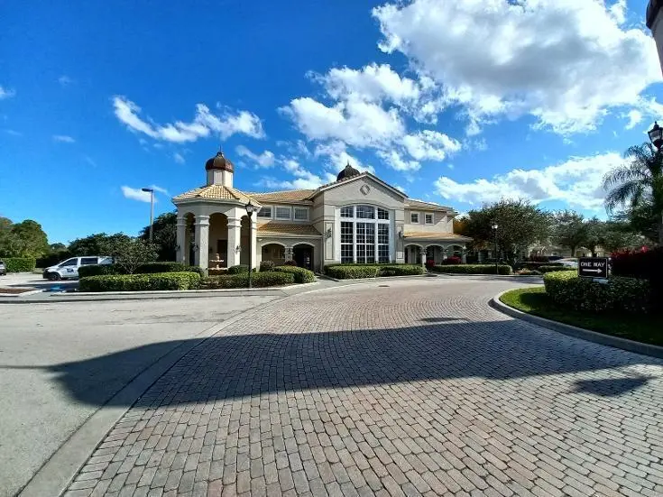 BELMONT-Clubhouse at 128 SW PEACOCK Boulevard 15-206, Port St. Lucie