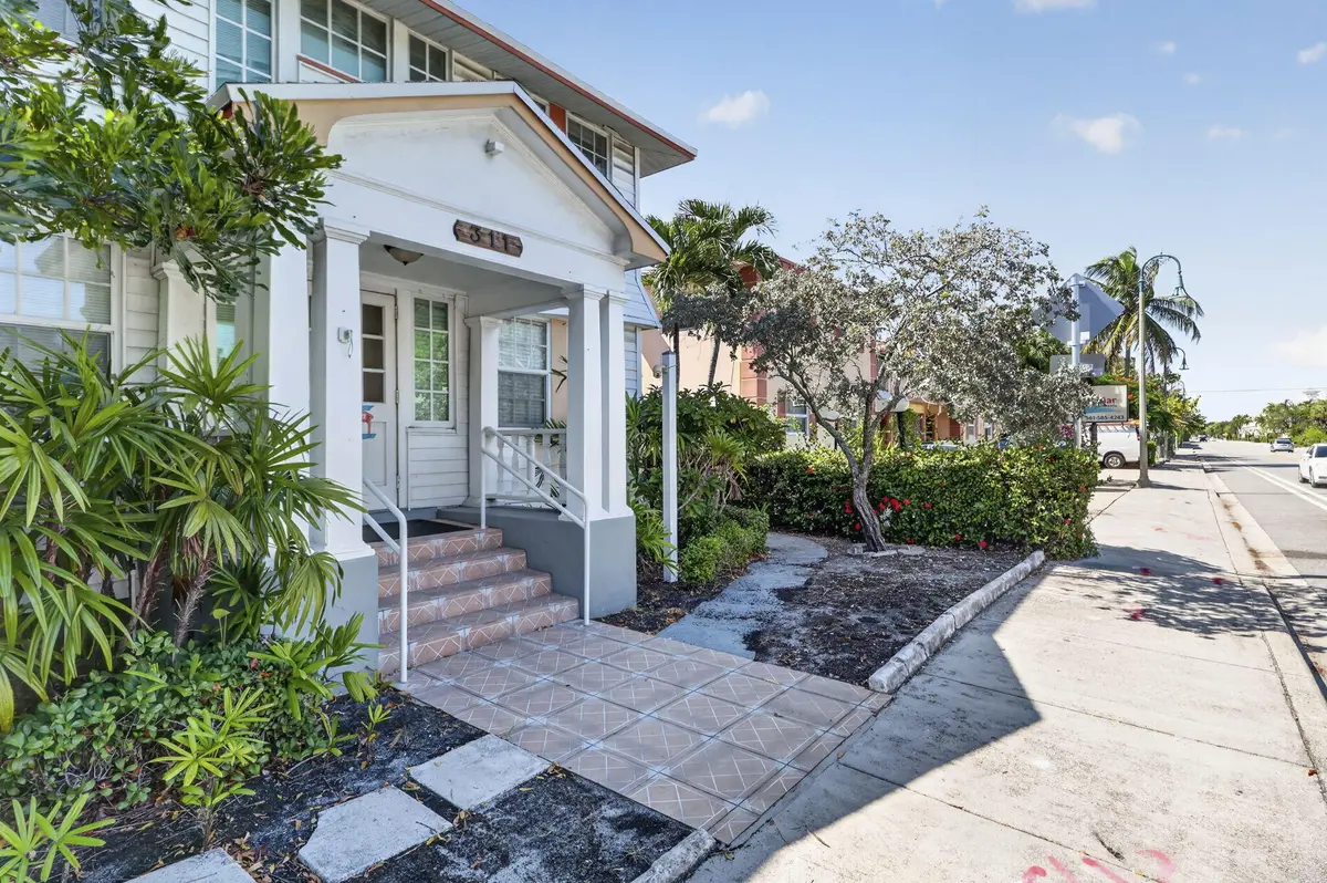 3-web-or-mls-BS1A8343 at 311 N FEDERAL 6, Lake Worth Beach