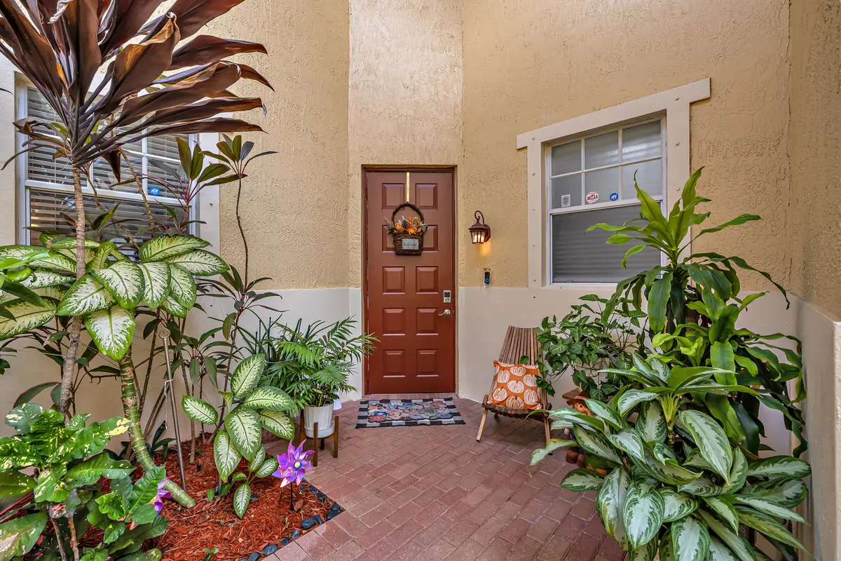 Doorway at 5725 NW 120th Avenue, Coral Springs