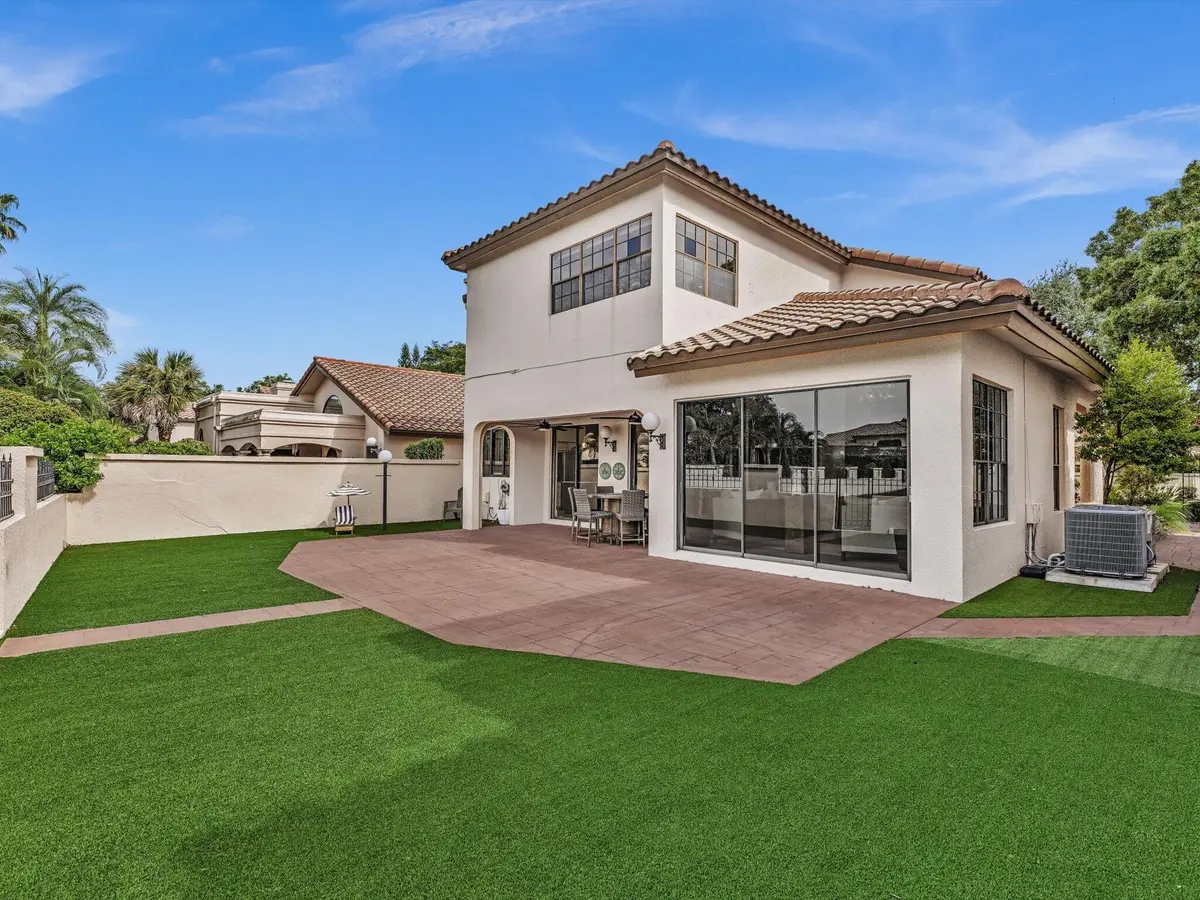 Expansive Yardspace at 2875 Deer Creek Via Venezia, Deerfield Beach