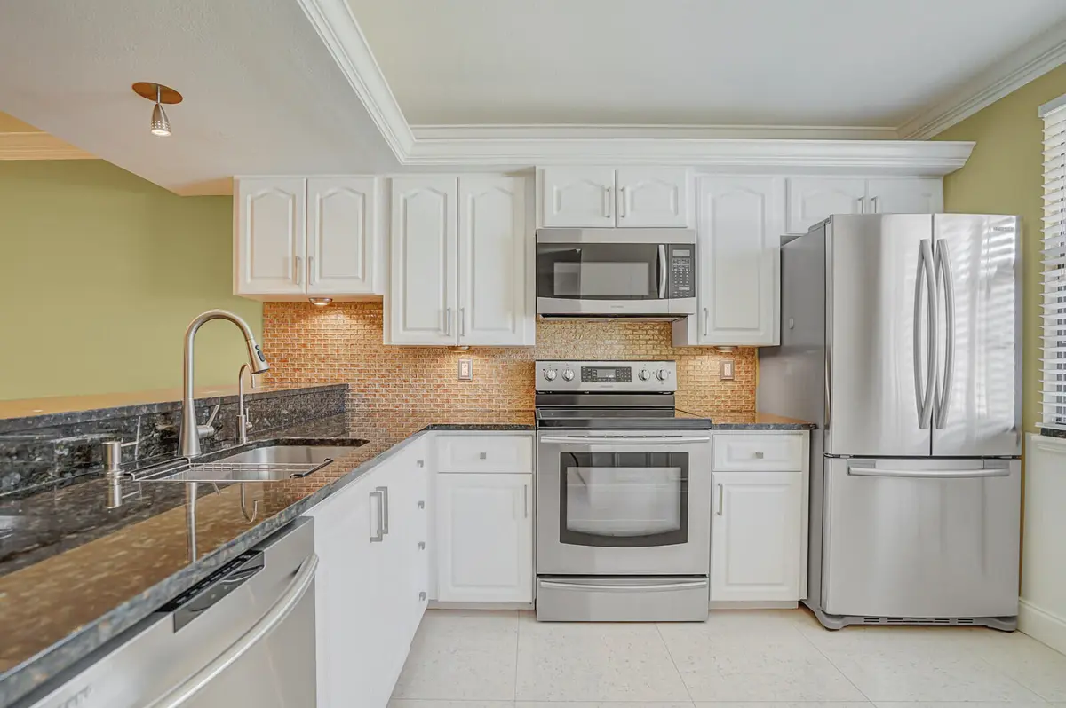 03_Image_3_mls at 6073 BALBOA Circle 105, Boca Raton