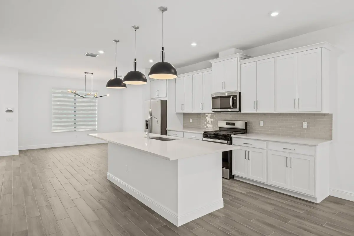 hos in-5 at 7528 SW HOSFORD Street, Palm City