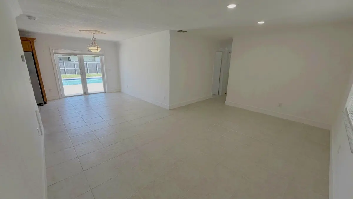 living room:diningroom at 11091 LANDSMAN Street, Boca Raton