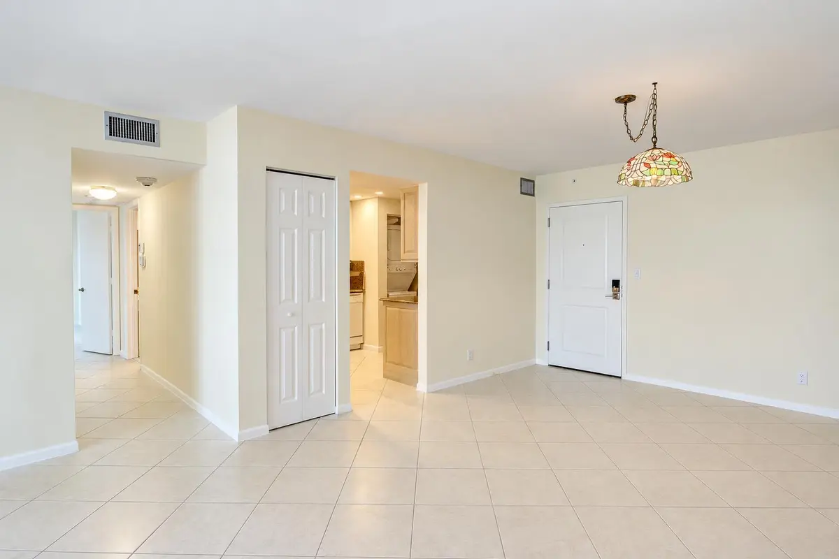 Dining Area at 1800 S Ocean Boulevard 1203, Pompano Beach