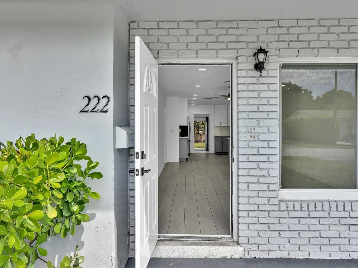 Entrance at 222 NE 9th Avenue, Deerfield Beach