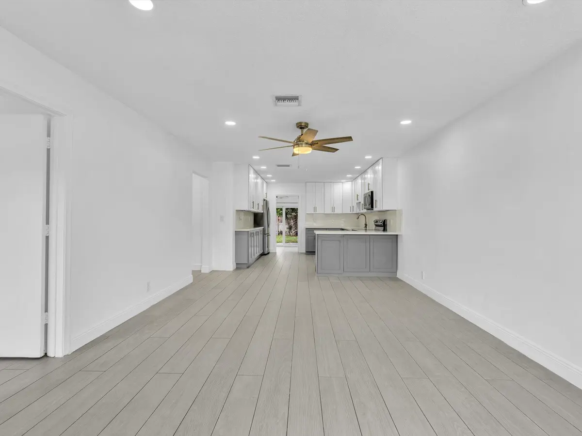Living Room at 222 NE 9th Avenue, Deerfield Beach