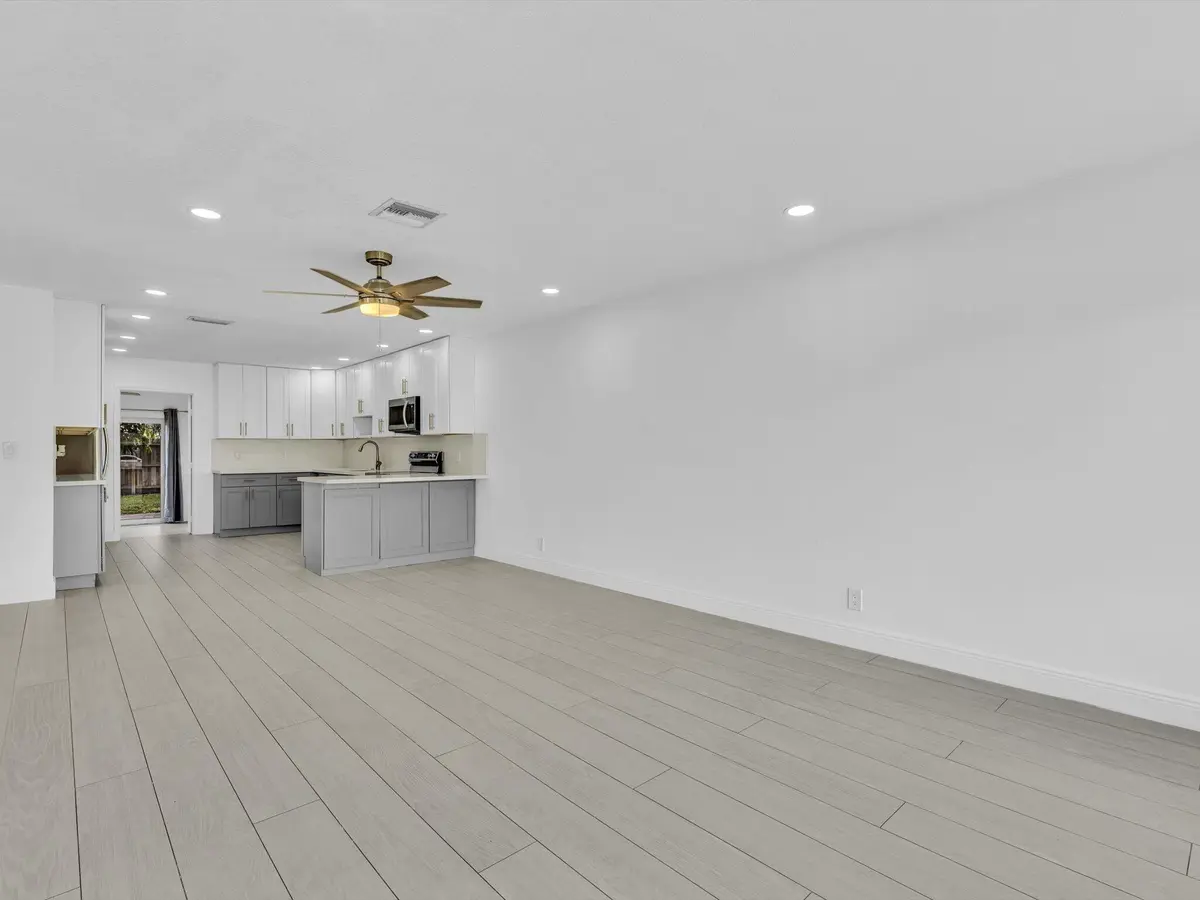 Living Room at 222 NE 9th Avenue, Deerfield Beach