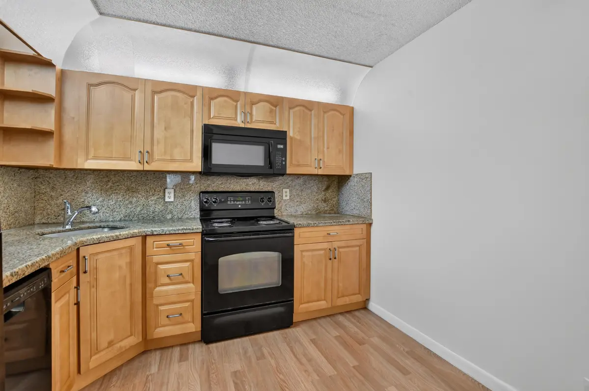 Kitchen 4 at 3721 Cocoplum Circle, Coconut Creek