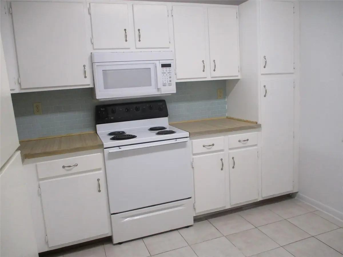 Photo 4 at 2900 NW 42ND Avenue A201, Coconut Creek