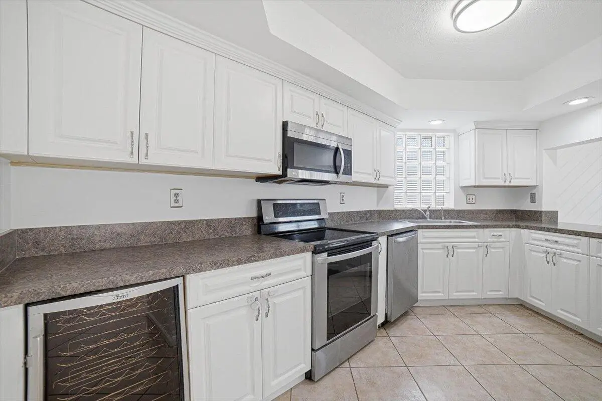 03-Kitchen-B at 11635 Ficus Street D, Palm Beach Gardens