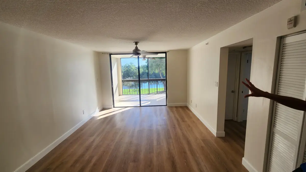 living room at 820 Lavers Circle G306, Delray Beach