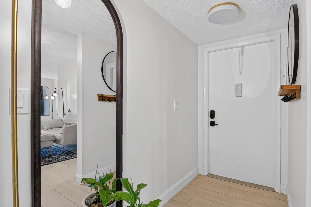 Entry at 3212 S LAKEVIEW Circle 10104, Fort Pierce
