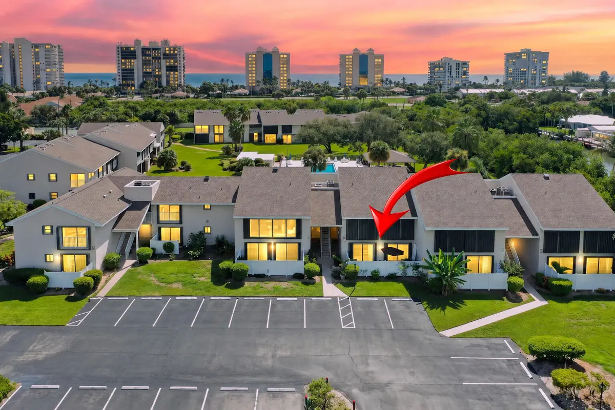 Building 1 at 3212 S LAKEVIEW Circle 10104, Fort Pierce