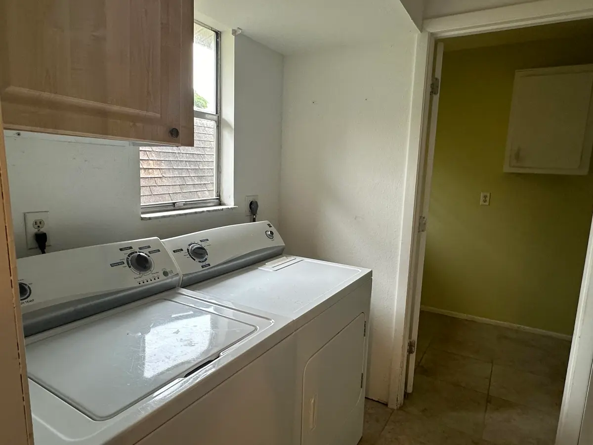 Laundry area at 258 SW Bridgeport Drive, Port St. Lucie