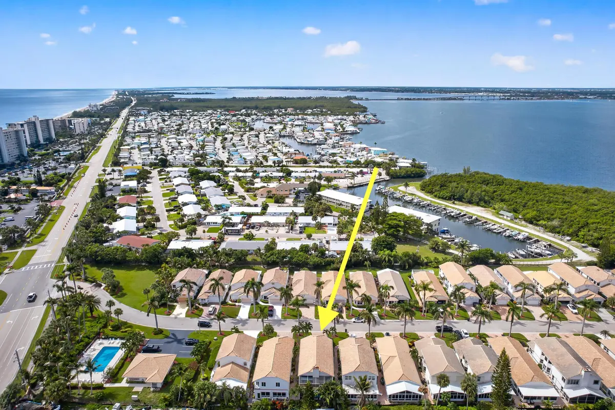 120 Pepper Ln at 120 PEPPER Lane, Jensen Beach