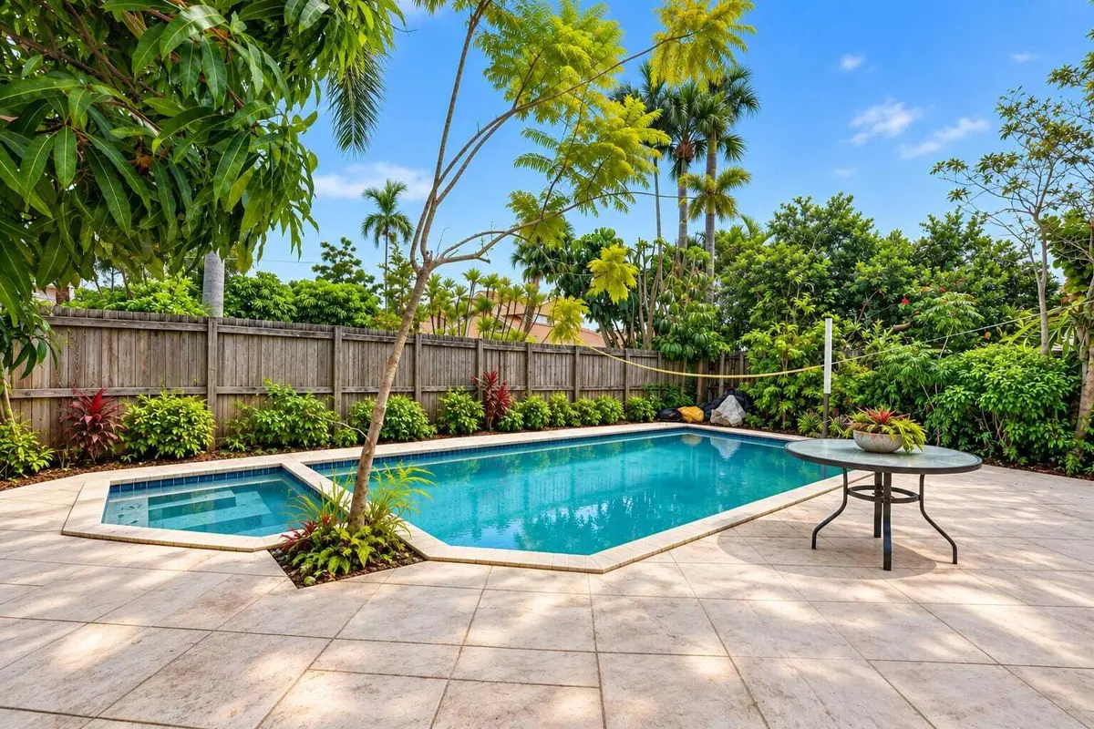 WhatsApp Image 2026-09-07 at 21.22.36 at 7666 SIERRA Terrace, Boca Raton