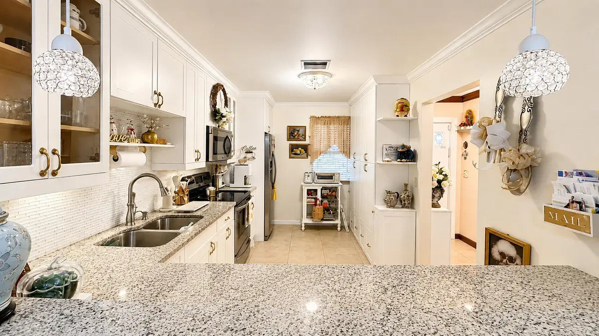 Kitchen at 5780 W FERNLEY Drive 101, West Palm Beach
