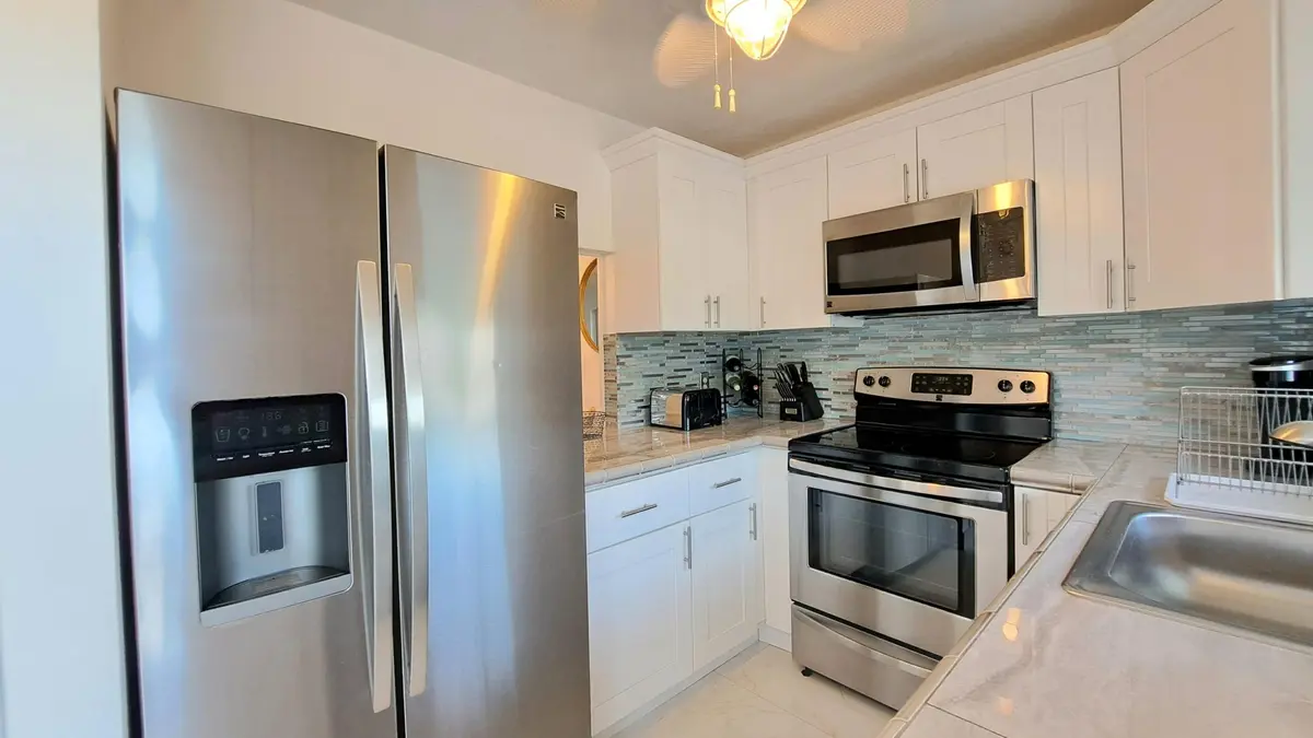 1445 SE 15th Ct #202 Deerfield Beach, FL at 1445 SE 15TH Court 202, Deerfield Beach